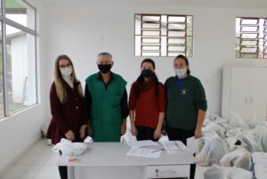 Da esquerda para a direita